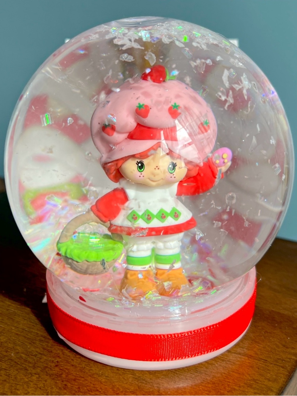 Strawberry Shortcake Snow Globe